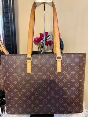 Louis Vuitton Luco Shoulder Tote Bag Monogram Leather